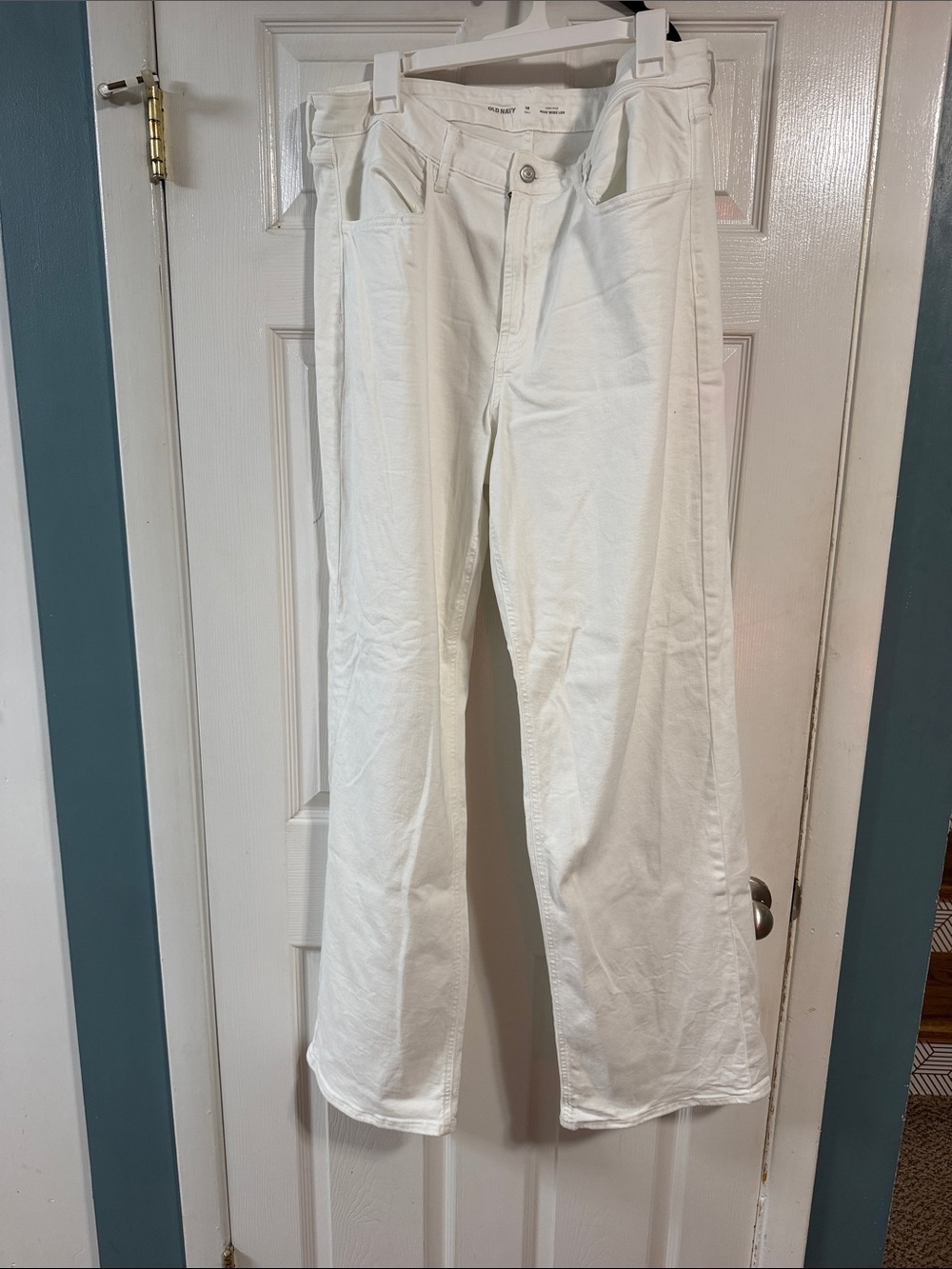 16 TALL Old Navy White Wide Leg Pants